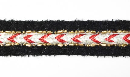 Galon chevron avec chaîne.